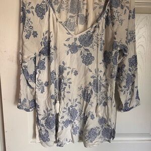 Hannah Blue Floral‎ Women's Blouse